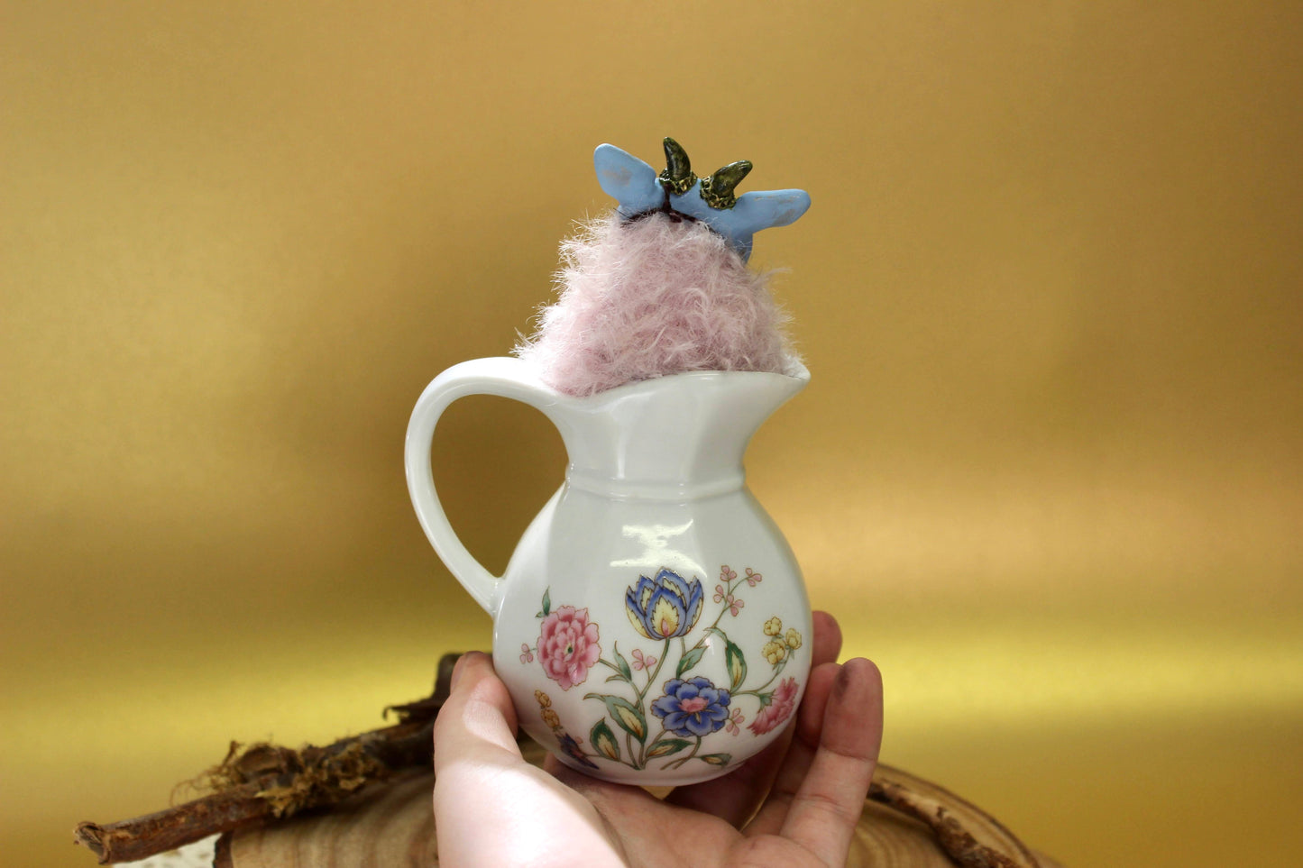 Agatha the Teacup Critter