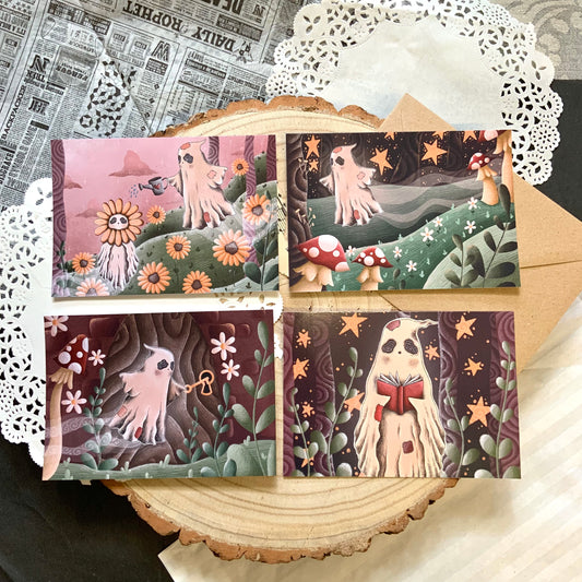 Ghoulish ghosts postcard set of 4