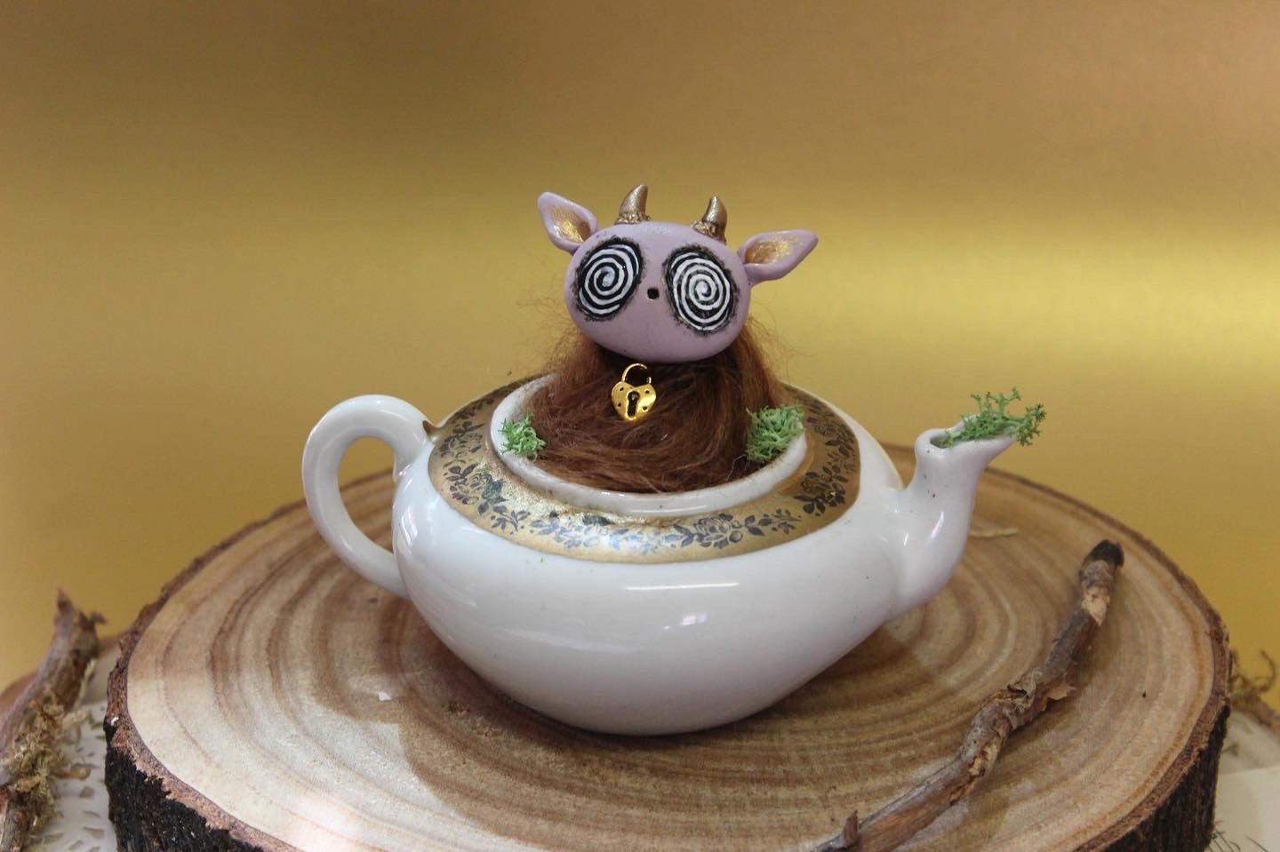 Thaddeus the Teacup Critter