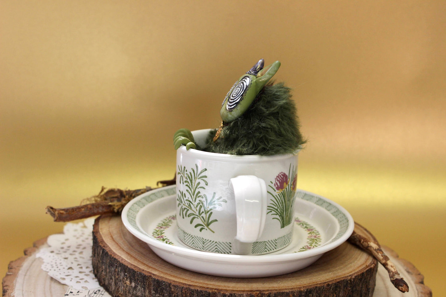 Birdie the Teacup Critter